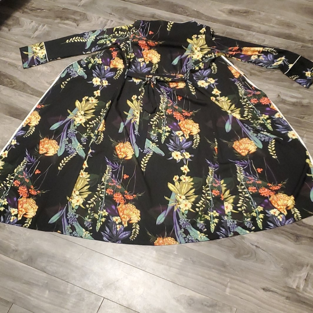 BOOHOO Belted Kimono - Picture 5 of 5
